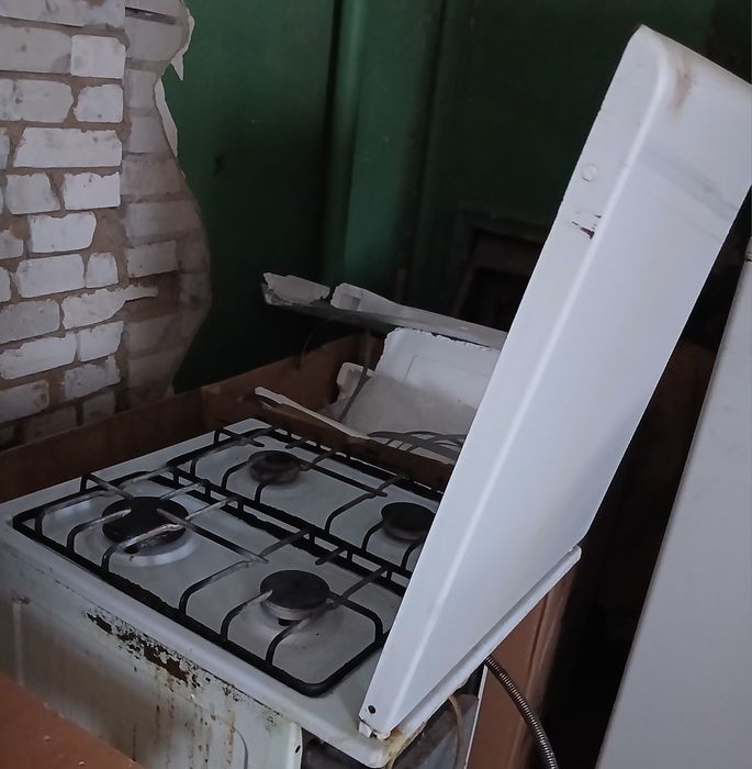 Продам дешево газплиту
