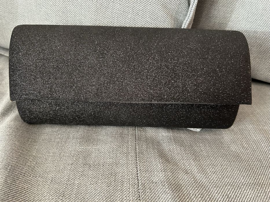 Официален дамски клъч