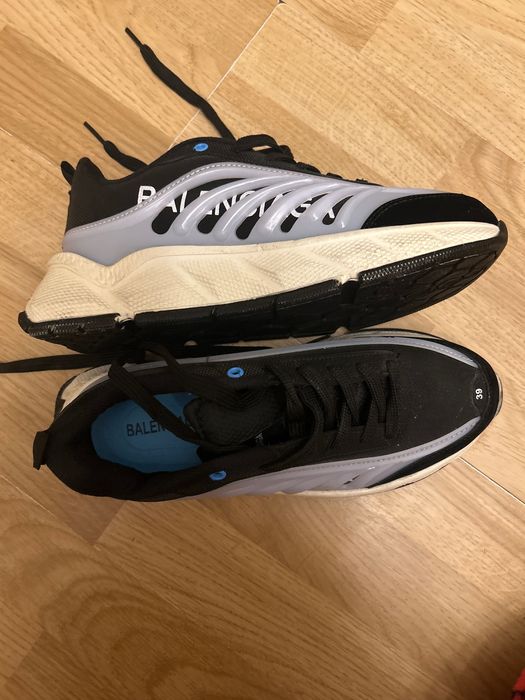 Обувки баленсиаги 39 номер мъжки