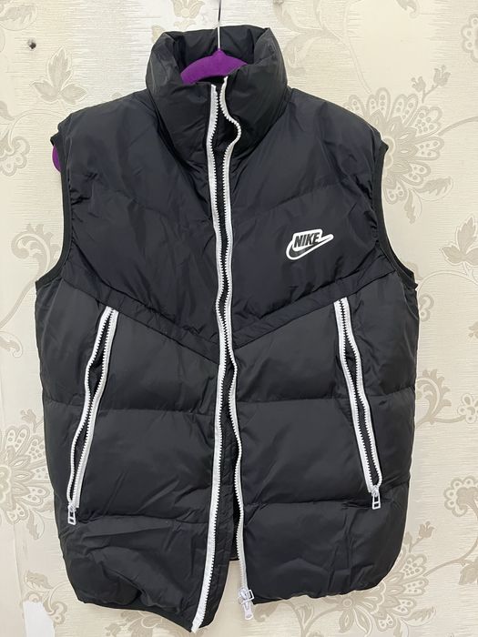 Nike безрукавка