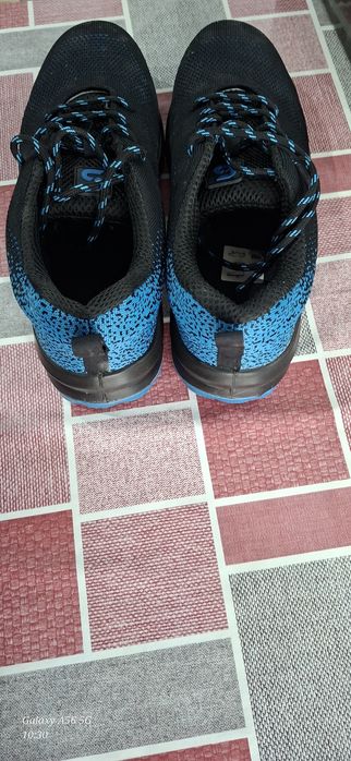 Работни обувки с бумбе