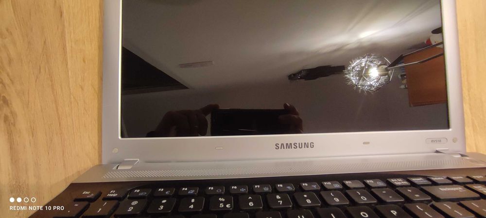 Vand leptop Samsung Model RV518 folosit perfect functional