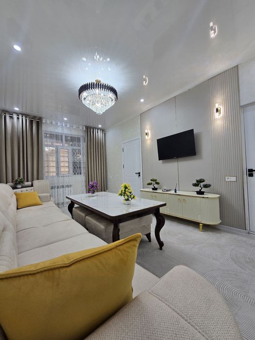 Срочно продаётся квартира Чидонзор район 12- квартил