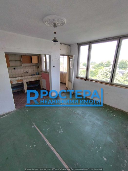 Продава се Тристаен апартамент в Търговище, Център - 81 кв.м за 963 €/кв.м - Снимка #1