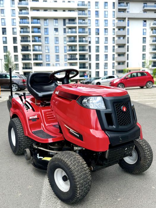 Tractoras de tuns iarba gazon Mtd American Briggs&Stratton