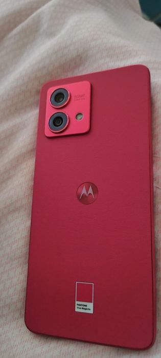 Telefon Motorola g84