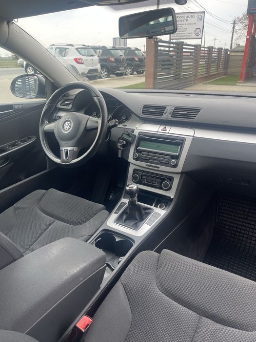 Vw passat , 2.0 TDI , an 2010 , 2700€ impecabil