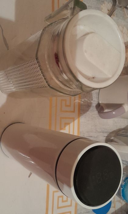 Продам почти новый кувшин