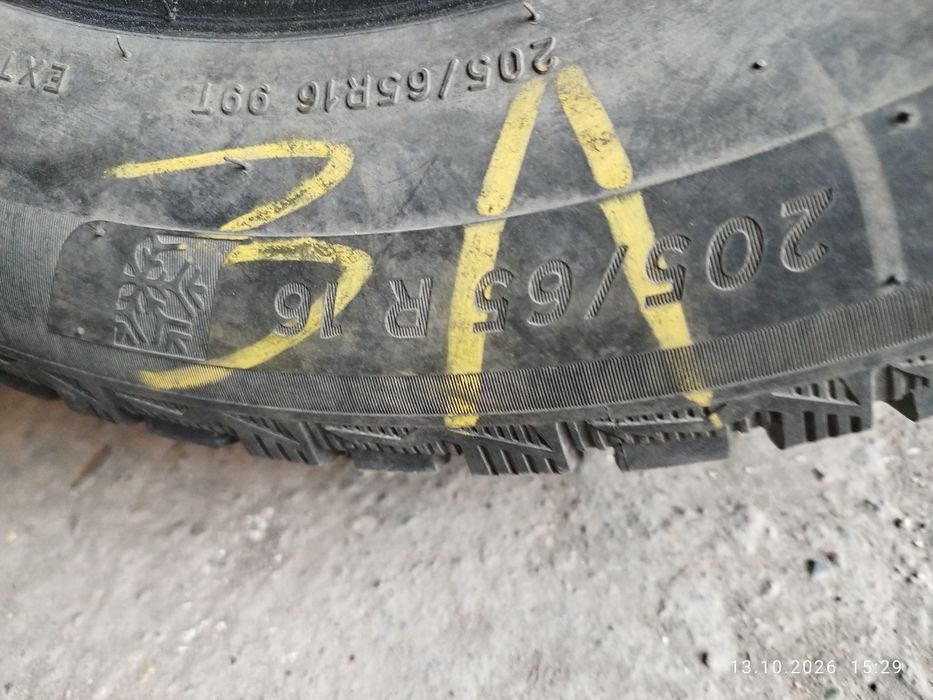 Авторезина б/у зимняя.