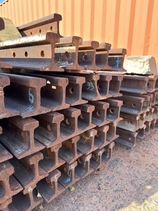 Железнодорожные рельсы