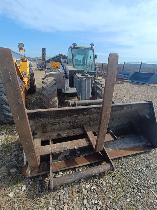 Telescopic Bobcat T2566