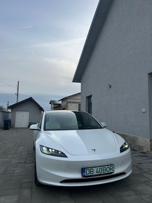 Vand Tesla  Model  3