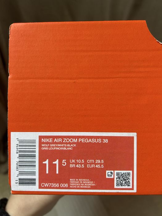 NIKE AIR ZOOM PEGASUS чисто нови