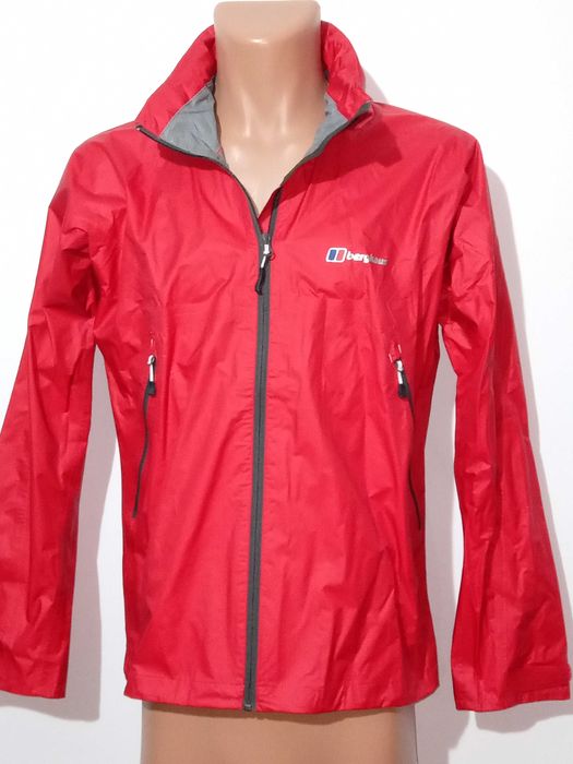 Vând geacă impermeabilă Berghaus