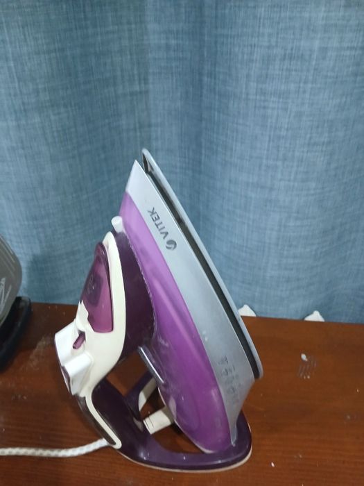 Утюг бу в рабочем состоянии
