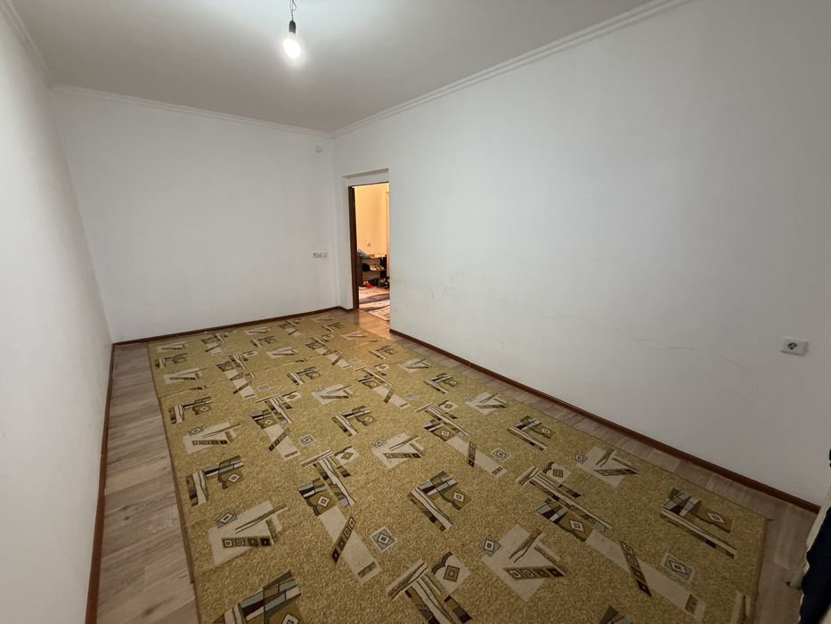 Левый Берегтен 2-комн квартира