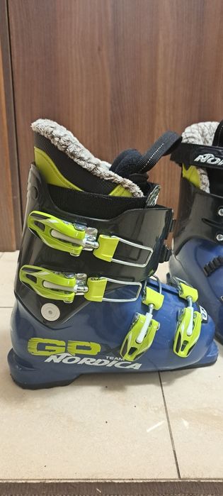 Детски ски обувки