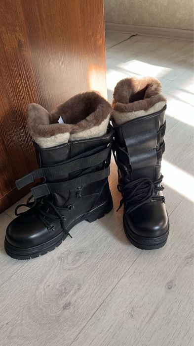 Продам ботинки ЛОСЬ