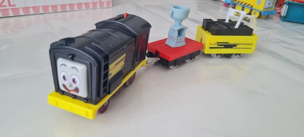 Thomas & friends locomotiva Diesel