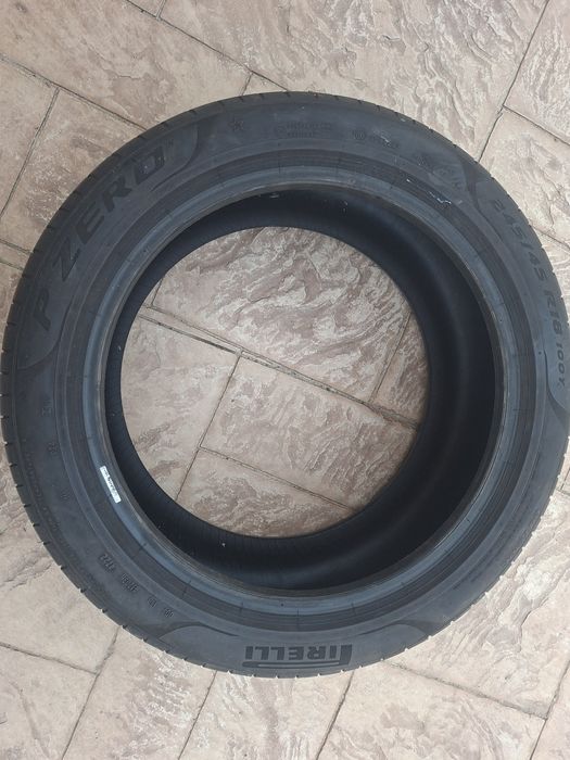 Anvelope de vară 245 45 r18