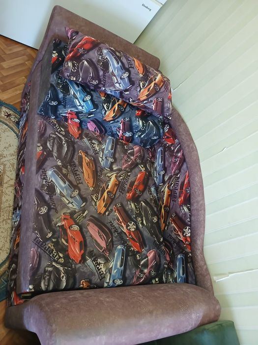 Продам детский диван