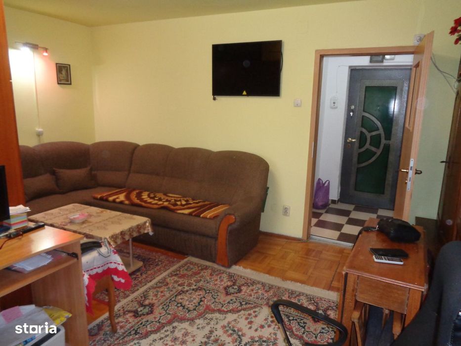 Apartament 1 camera ,55 mp, etaj 2, baie cu geam, mobilat, 42500 EURO