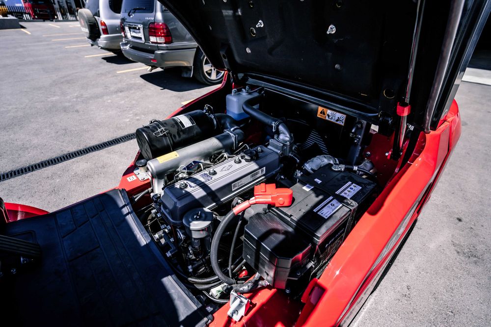 Вилочный погрузчик бензиновый НС