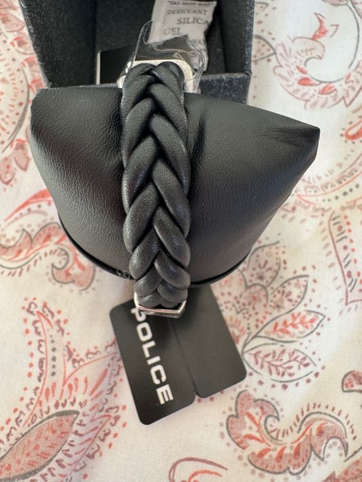 Кожена гривна -Police