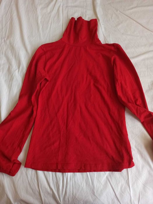 Vand bluze dama ca noi