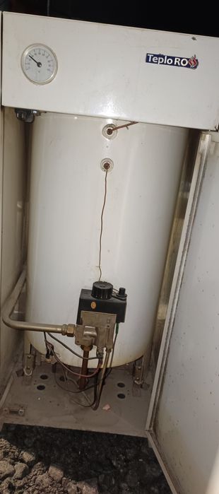 Напольный печь газовый