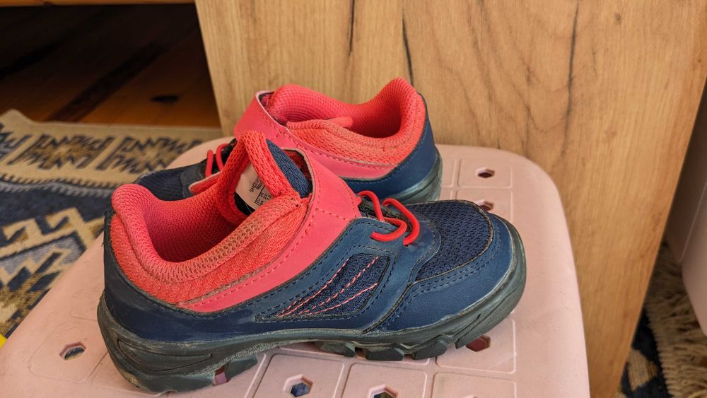 Детски обувки Quechua 25