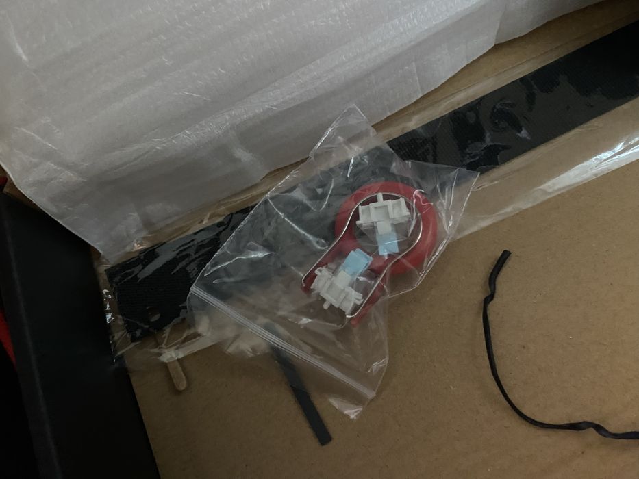 Продам клавиатуру новая