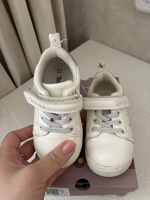 Кроссвки на девочку 23 размер