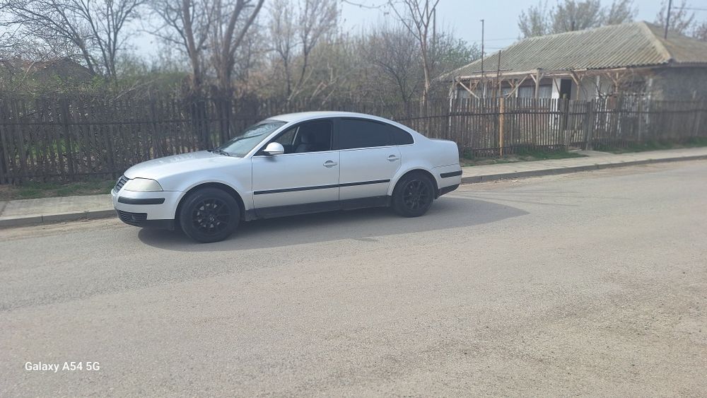 Vând sau schimb ambele