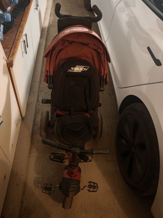 Триколка като нова