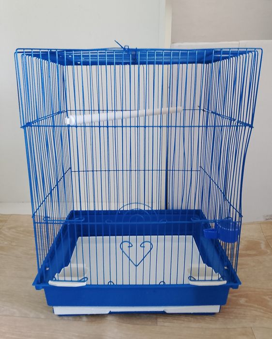 Продам клетку для птиц 4000