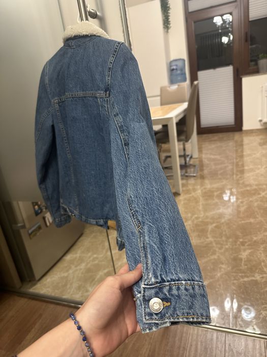 Geaca de blugi Bershka