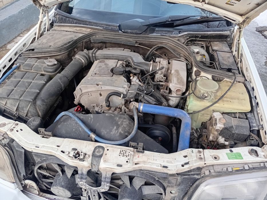 Продам Mercedes C180