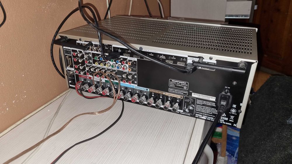 Продавам ресийвър MARANTZ SR5009. Отлично състояние