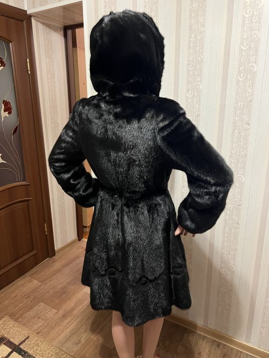 Продам норковую шубу