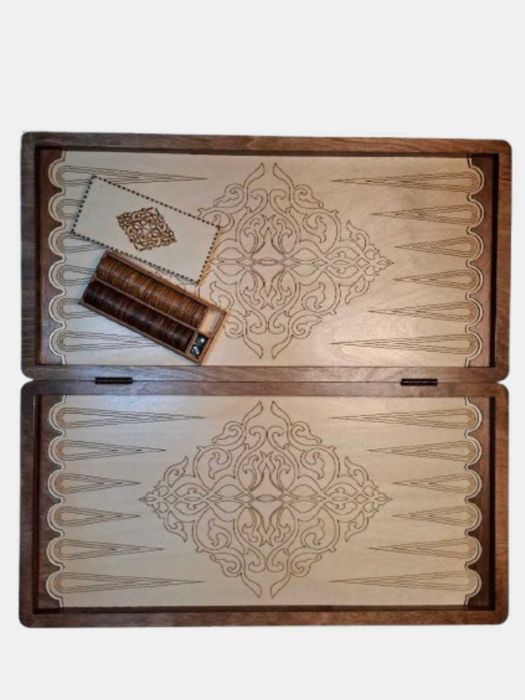 Нарды ручной работы из фанеры