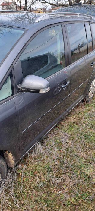 VW TOURAN 1.4 TSI 100 к.с