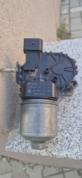 Мотор за предни чистачки Polo 2015/2016