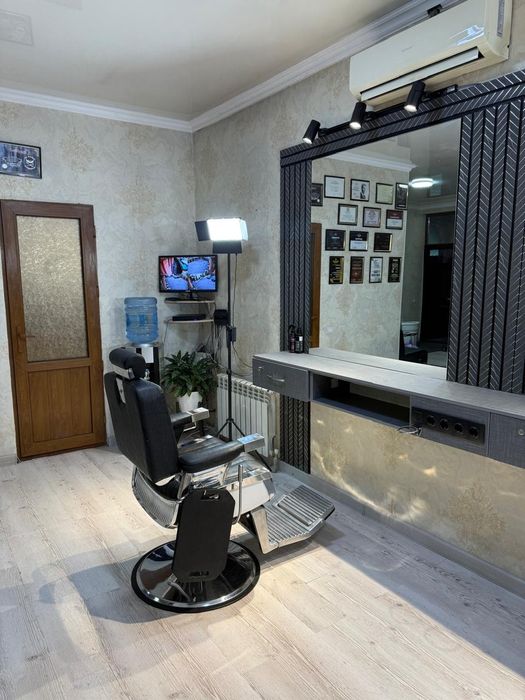 Сдам кресло для барбера