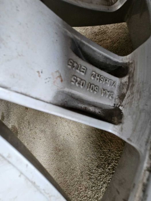 Джанти с гуми VW 16