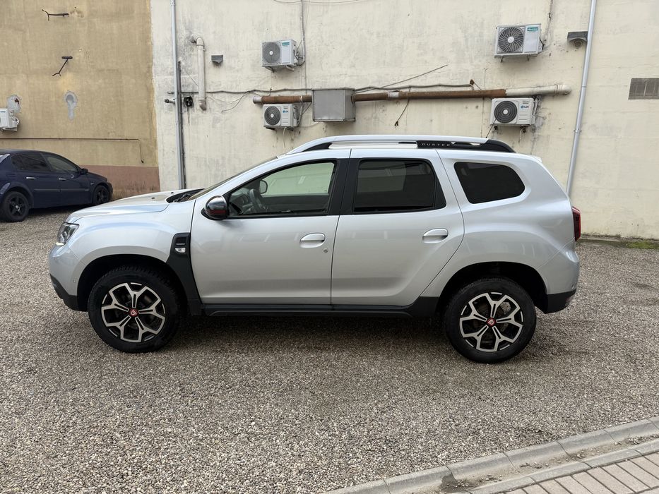Dacia Duster 1.3 benzina 150 CP climatronic navi jenti