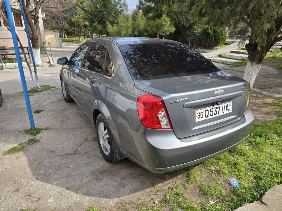 Lacetti 1.6 avtomat 2013