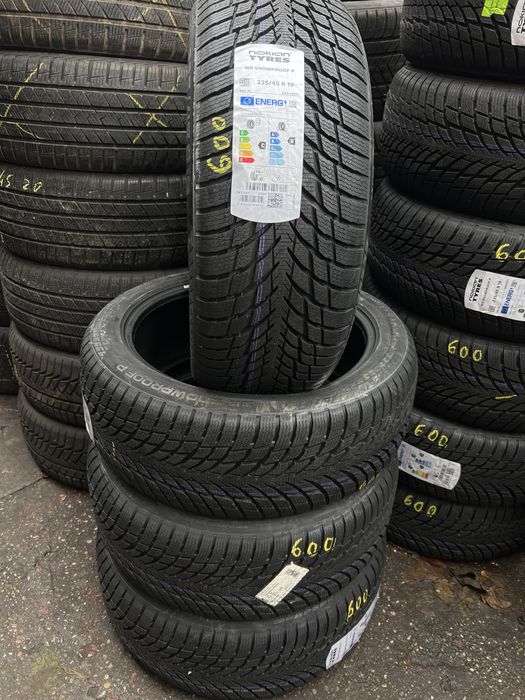 235 45 19 Nokian WR SnowProof P / Vulcanizare Non Stop