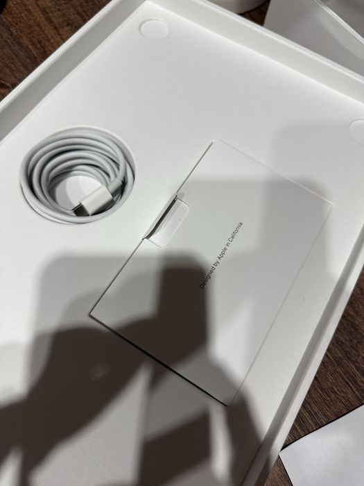 Apple macbook air 2020 M1 chip