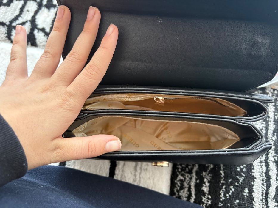 Geanta noua guess